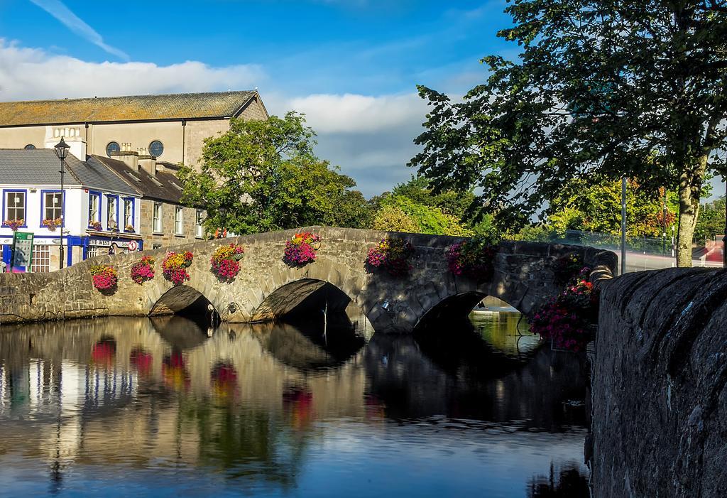 Westport Woods Hotel & Spa Exterior foto